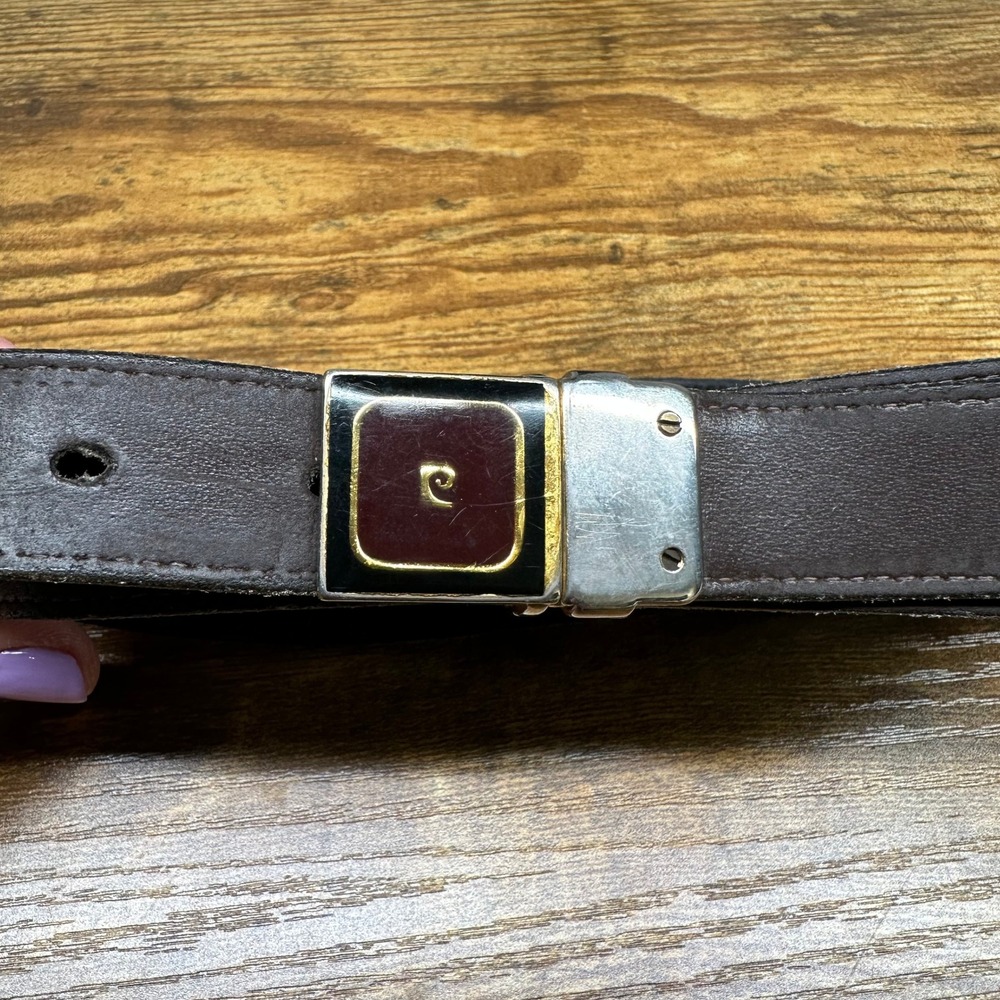 Pierre‎ Cardin Vintage Brown Leather Belt Burgundy Enamel Logo Buckle Made Italy